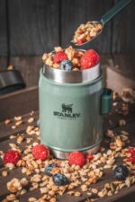 STANLEY Termoska jídelní se lžící/vidličkou The Legendary Classic Food Jar 400 ml Hammertone Green